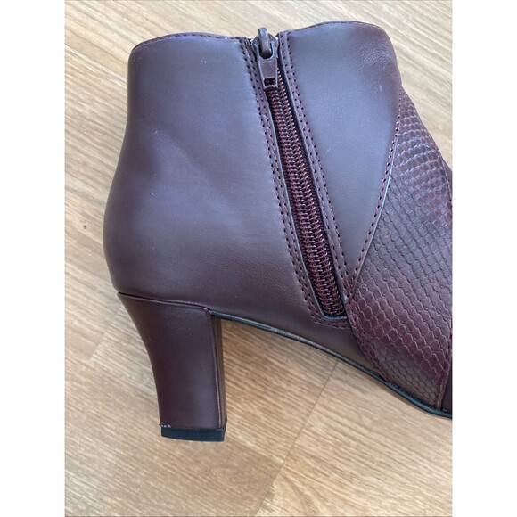 Easy Street Falcon Women's Ankle Boots Size 7.5 Red Burgundy Dress Booties - Picture 14 of 16